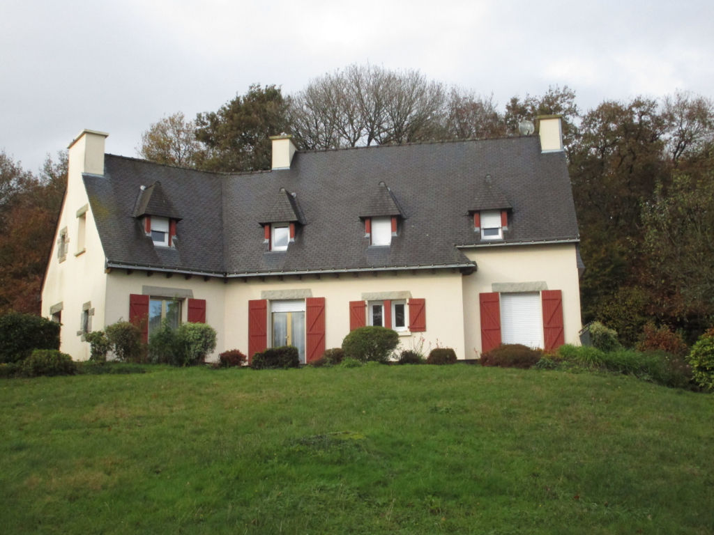 Maison Mur De Bretagne 8 pieces 206 m2
