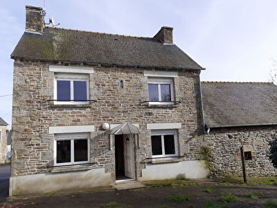Exclusivite - Hameau Langast Maison 2 Chambres / dependances / terrain 2483m2 -