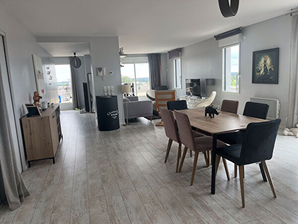 Appartement Loudeac 4 pieces 137 m2