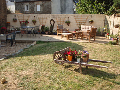 Bar-Restaurant + Dependance CREDIN