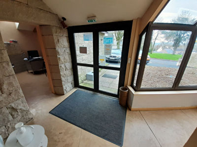 Immeuble de rapport 223m2 - 4 bureaux / cabinets de consultation