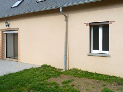 A vendre Maison 3 chambres Le Louroux Beconnais.