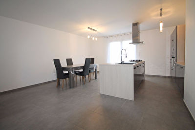 Maison recente de plain pied La Membrolle Sur Longuenee!
