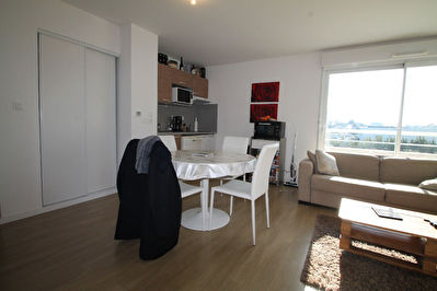 VENDU : Appartement Avrille 2 pieces 41.88 m2