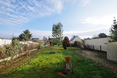 VENDU : TERRAIN 500M2 AVRILLE BOIS DU ROY