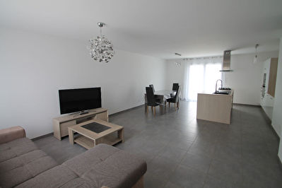 Maison recente de plain pied La Membrolle Sur Longuenee!