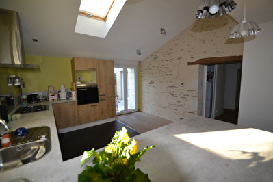 Maison ancienne Avrille 131 m2 jardin