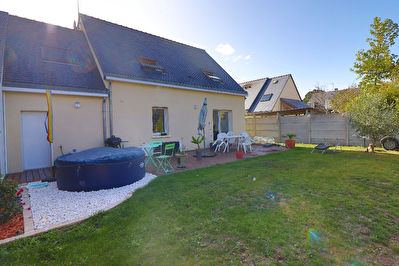 Maison recente, ANGERS LES JUSTICES, chambre de plain-pied!