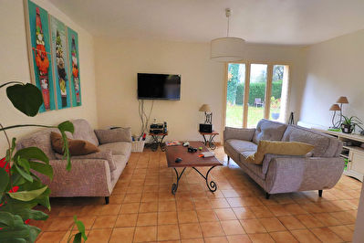Maison Avrille, 4 chambres, jardin!