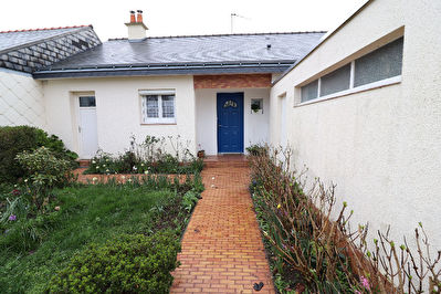 Maison de PLAIN-PIED Avrille !