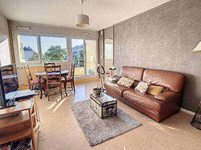 APPARTEMENT TYPE 3 AVEC BALCON ET STATIONNEMENT