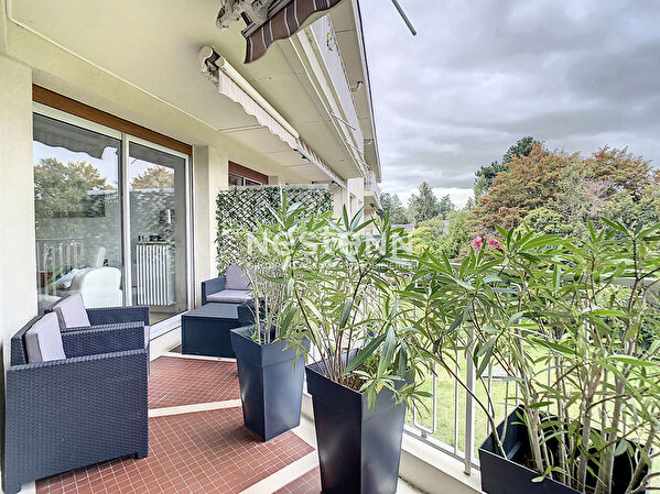 APPARTEMENT TYPE 6 - AVRILLE VAL D OR -