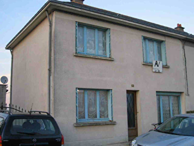 Annee 60 NOYANT - 5 pieces - 98 m2