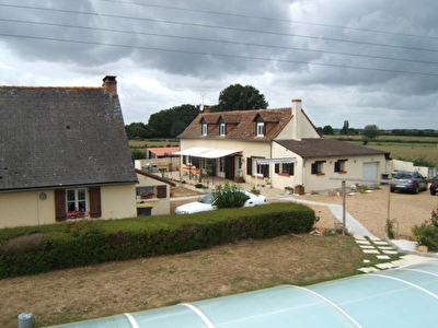 FERMETTE DURTAL - 4 pieces - 159 m2