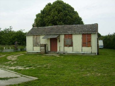 TERRAIN CONSTRUCTIBLE VILLAINES SOUS MALICORNE - 1619 m2