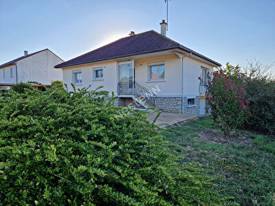Maison avec sous-sol Auvers Le Hamon