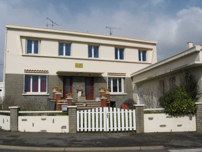 MAISON ANNEES 60 BRETIGNOLLES SUR MER - 14 pieces - 237 m2