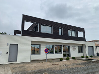 Appartement et Local professionnel 178 m2