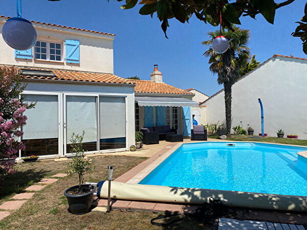 Maison Saint Gilles Croix De Vie 6 pieces 141 m2