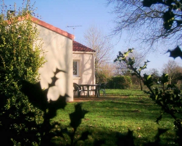 MAISON CONTEMPORAINE NUEIL LES AUBIERS - 5 pieces - 130 m2