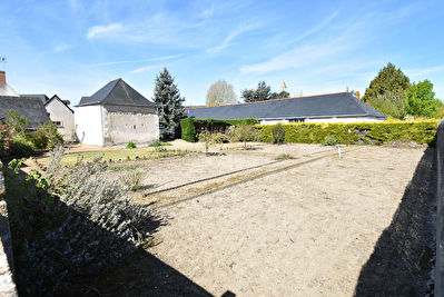 Terrain Maze Milon 732 m2
