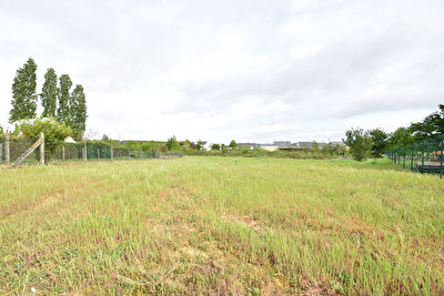 Terrain Longue Jumelles 1055 m2