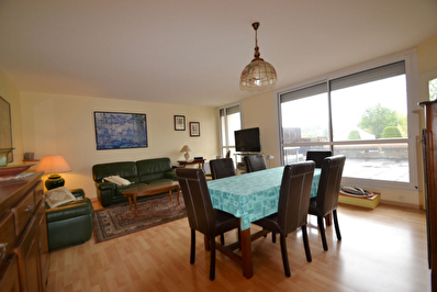 Appartement 3 chambres avec 2 terrasses a Saint Barthelemy D Anjou 5 pieces