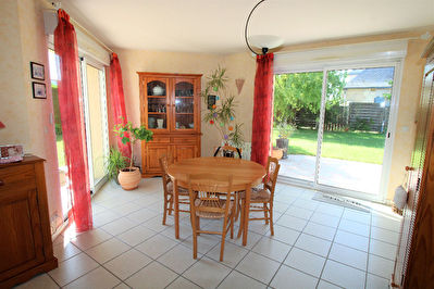 maison proche des commodite a pied Maze