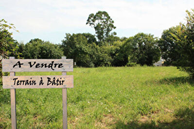 Terrain Beaufort En Vallee 485 m2