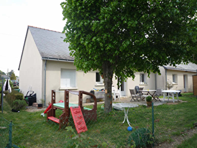 MAISON RECENTE SEICHES SUR LE LOIR - 5 pieces - 83,00 m2