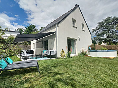 BRIOLLAY - LES HAUTS