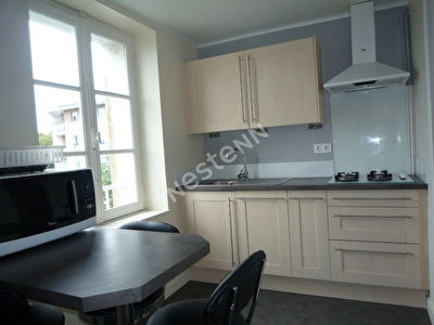 SAINT- MALO APPARTEMENT T1 BIS MEUBLE BAIL D'UN AN