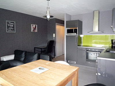 SAINT MALO APPARTEMENT STUDIO MEUBLE EN PARFAIT ETAT - BALCON PARKING