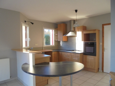 Maison recente Saint Pere 6 pieces -