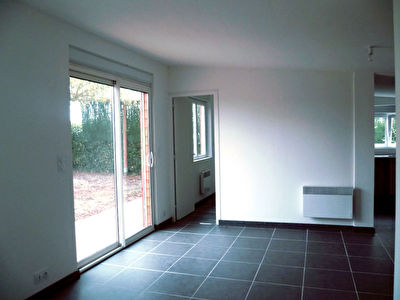 MAISON EN BOIS BORD DE RANCE - 2 CHAMBRES