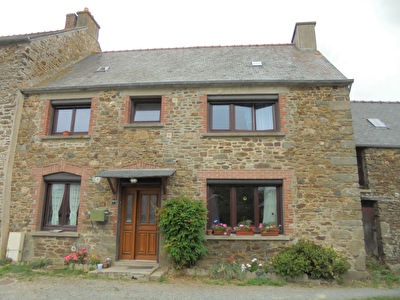 MAISON AVEC DEPENDANCES PROCHE SAINT MALO