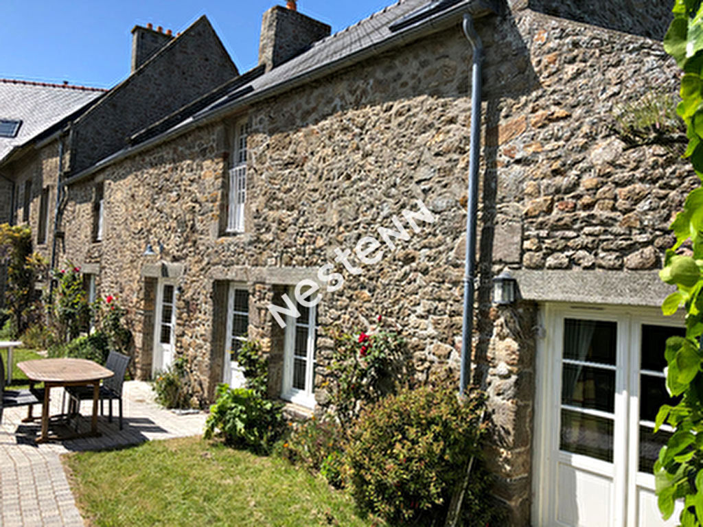 Maison type longere en pierre a Saint Malo