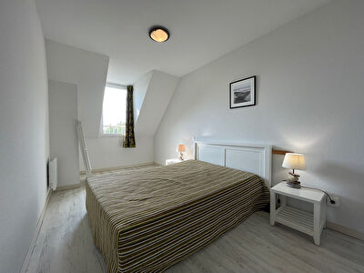 ST MALO - Duplex meuble avec place de parking