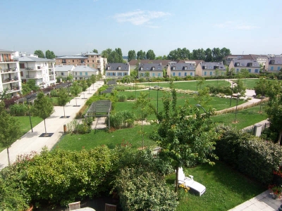 Maison ST CYR L ECOLE - 6 pieces - 130 m2