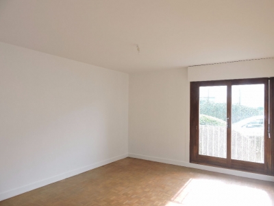 Appartement ST CYR L ECOLE - 4 pieces