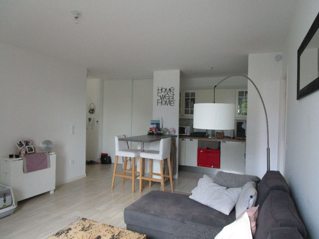 photos n°1 Appartement Plaisir 2 pièce(s) 48.99 m2