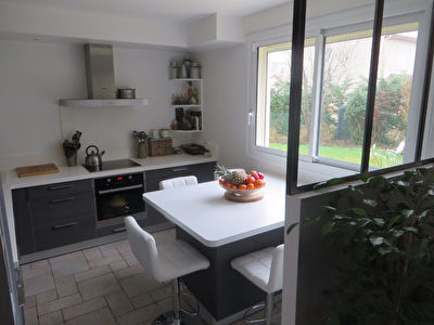 Maison Bois D Arcy 7 pieces