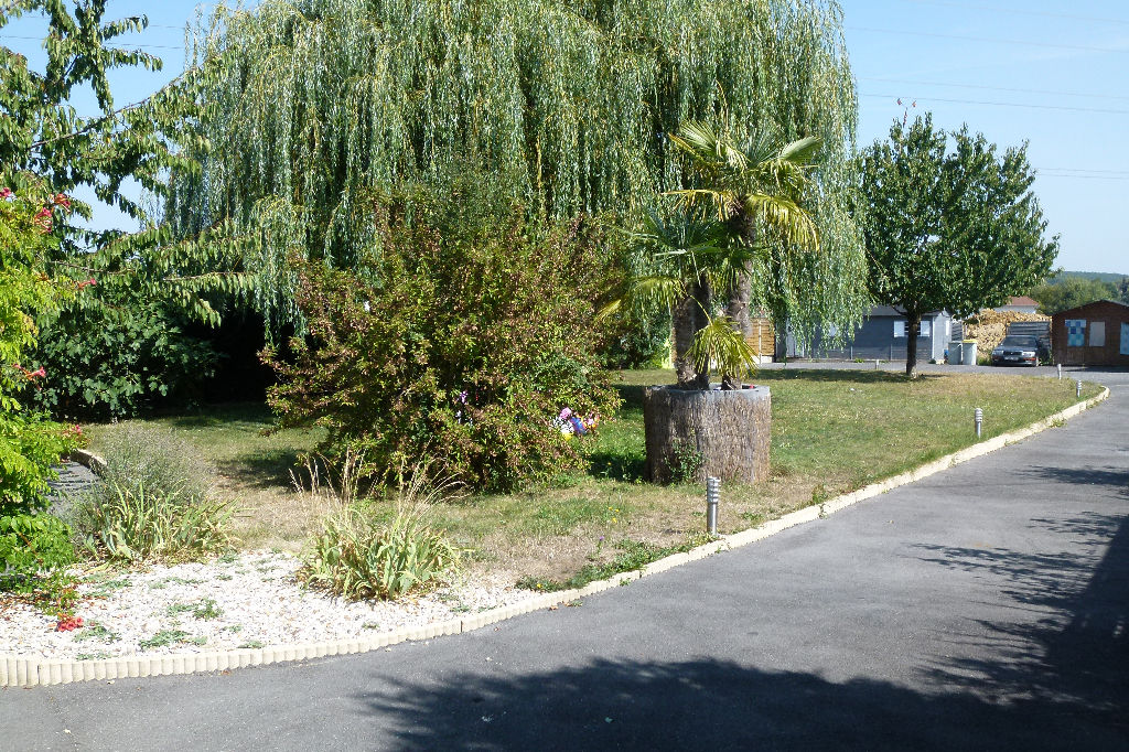 photos n°1 Terrain Plaisir 759 m2