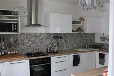 MAISON LES CLAYES SOUS BOIS - 5 pieces - 95 m2