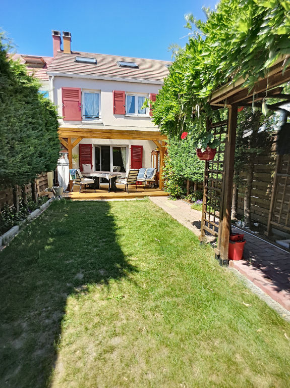 photos n°1 Vente d'une maison F5 à ELANCOURT (La clef saint Pierre)