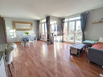 Appartement Bois D'arcy 4 pieces 78m2
