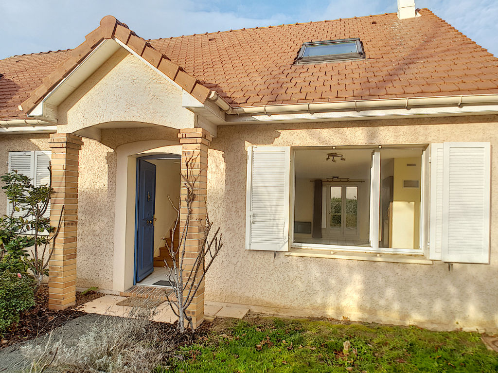 Maison Bois D Arcy 8 pieces 158 m2