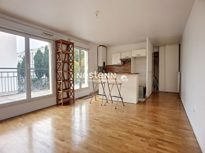 Saint Cyr l'Ecole - Appartement STUDIO