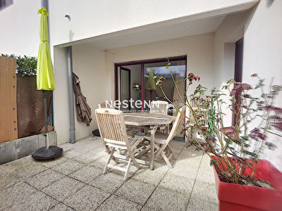 Location rez-de-terrasse, appartement F2 a BOIS D ARCY - MEUBLE