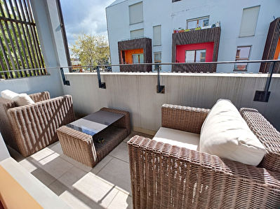 Appartement Bois D'arcy studio 30.96m2 avec balcon et place de parking en sous sol !